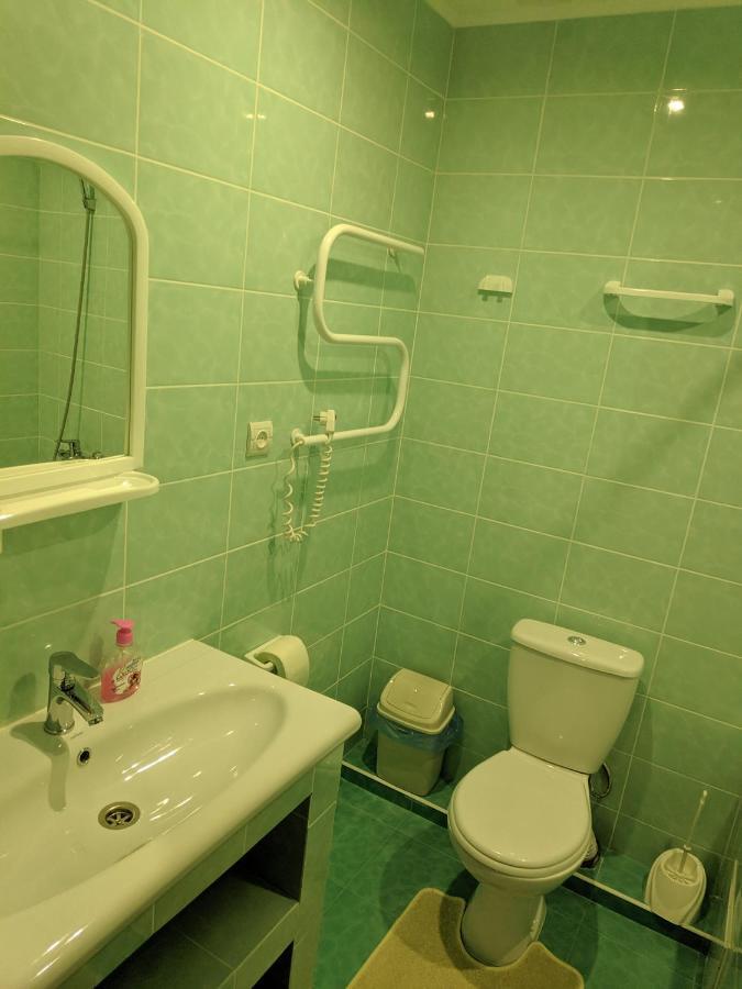 Zhyttedar Ulanov ภายนอก รูปภาพ